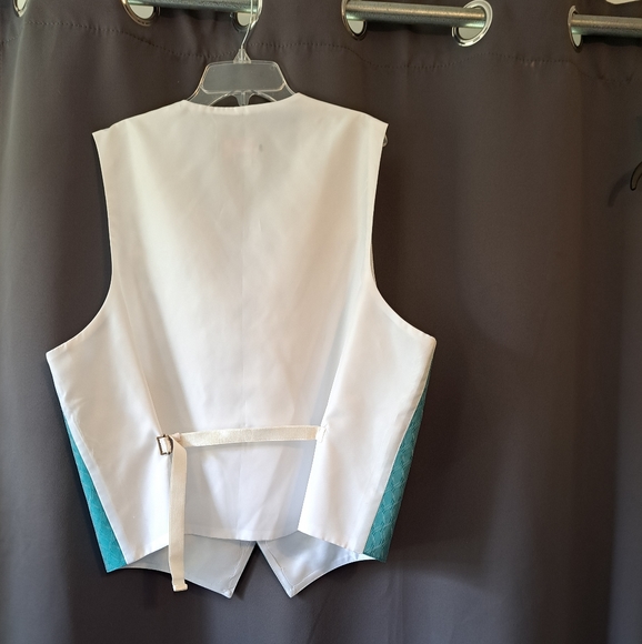 Men's vest w/necktie and bow tie - Picture 2 of 5